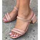Sandalia Feminino / saltinho Médio Confortável e Ajustável