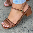 Sandalia Feminino / saltinho Médio Confortável e Ajustável